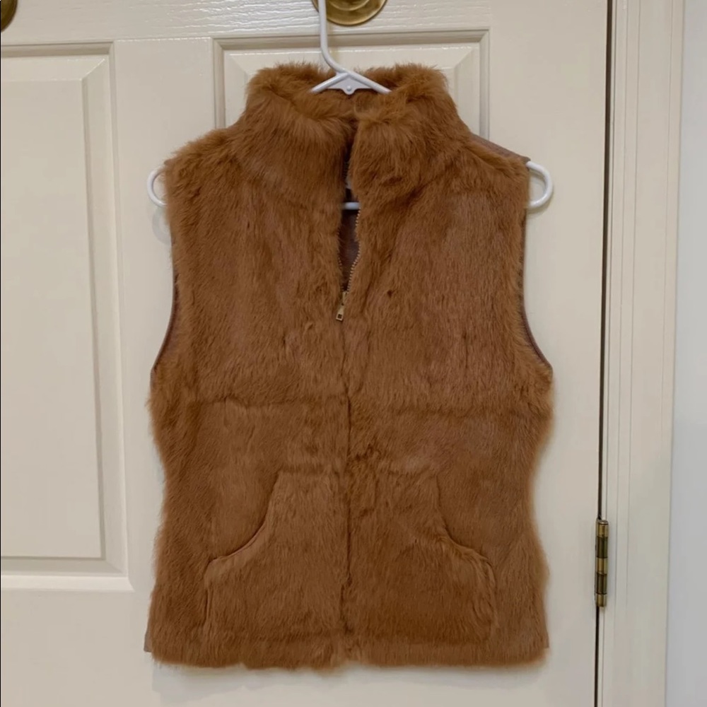 Fur vest